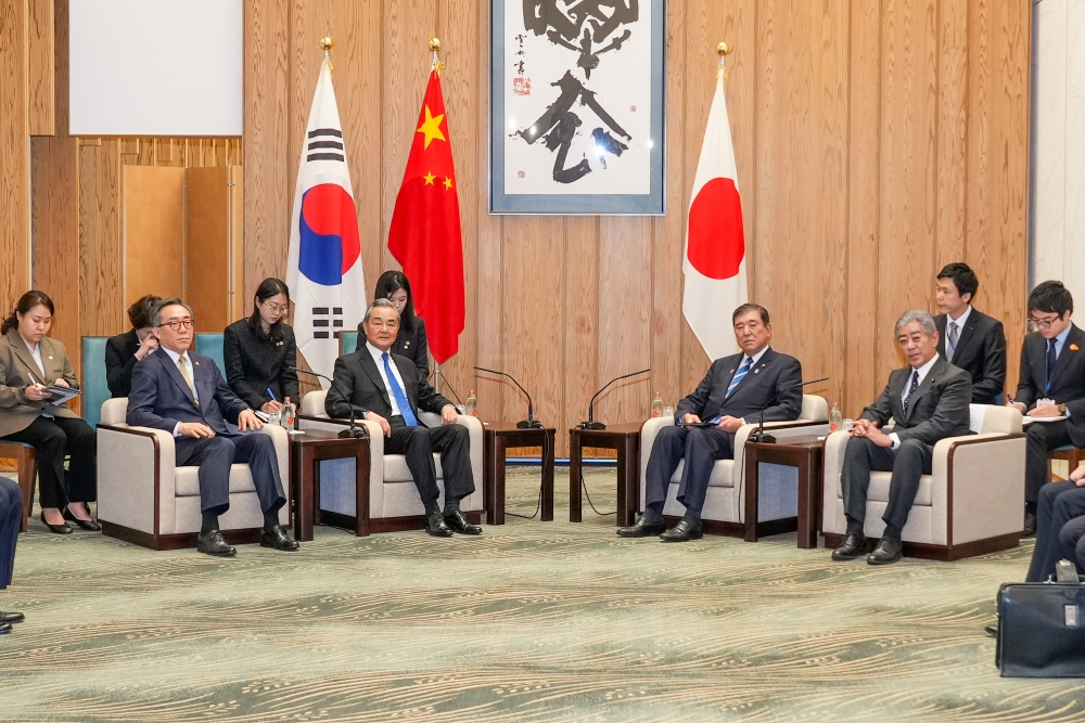 조태열 장관, 제11차 한일중 외교장관회의 계기 이시바 시게루 일본 총리 예방