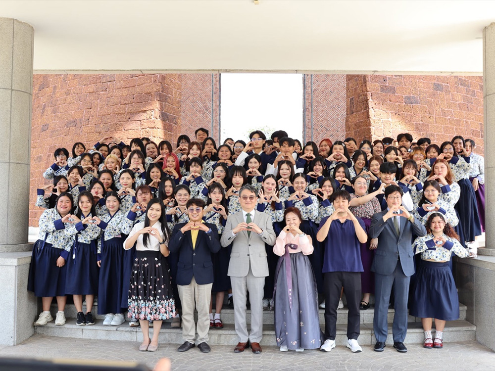 4-1. Thailand, University Student Lecture 25.3.6.