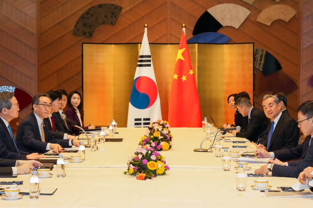 한일중 외교장관 회의 계기 한·중 외교장관회담